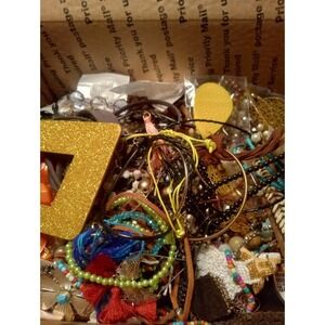 5LBS Junk Costume Jewelry Lot Broken Repurpose Repair  Craft Lot G-11